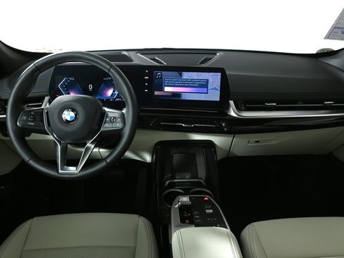 New 2026 BMW X1 xDrive28i w/ Technology Package AWD/4WD image 17