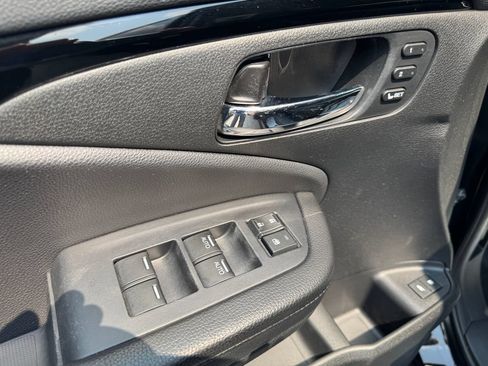 Used 2016 Honda Pilot Elite image 15