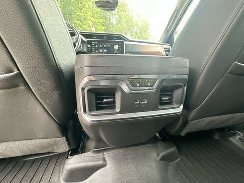 Used 2022 GMC Sierra 1500 Denali w/ Technology Package AWD/4WD image 23