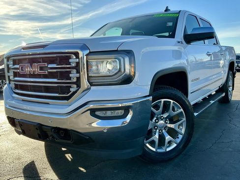 Used 2017 GMC Sierra 1500 SLT w/ SLT Premium Package image 3