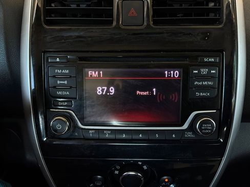 Used 2017 Nissan Versa SV w/ SV Special Edition Package FWD image 23