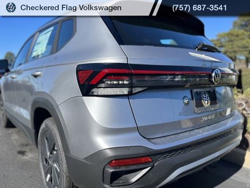 New 2026 Volkswagen Taos S image 9
