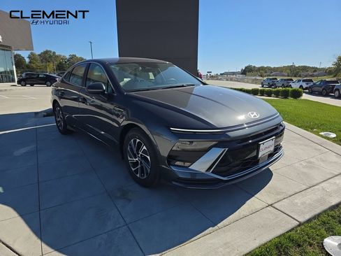 New 2026 Hyundai Sonata Blue FWD image 3