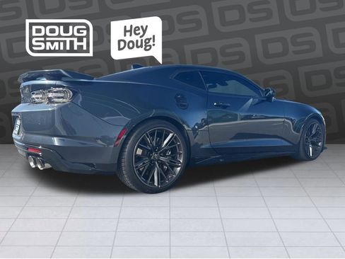 Used 2021 Chevrolet Camaro ZL1 RWD image 3