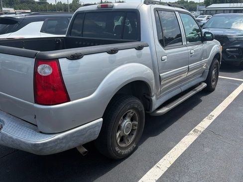 Used 2003 Ford Explorer Sport Trac 4x4 image 4