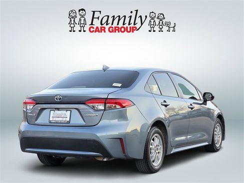 Used 2021 Toyota Corolla LE image 4