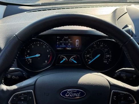 Certified 2019 Ford Escape SEL AWD/4WD image 30