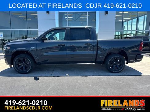 New 2026 RAM 1500 Big Horn AWD/4WD image 4
