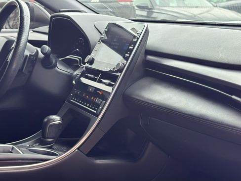 Used 2020 Toyota Avalon Touring image 28