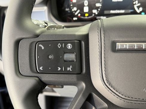 New 2025 Land Rover Defender 130 V8 image 18