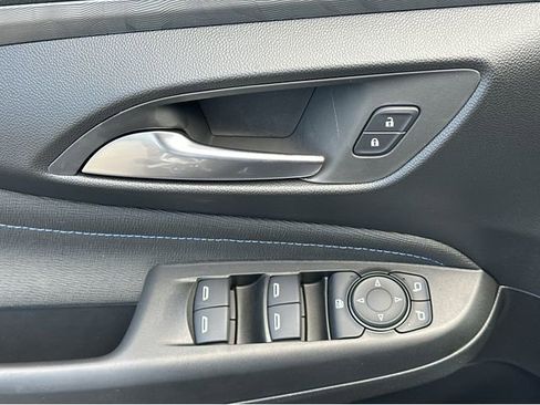 New 2026 Buick Envista Sport Touring w/ Convenience I Package FWD image 33