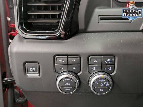 Used 2026 GMC Sierra 3500 AT4 AWD/4WD image 22