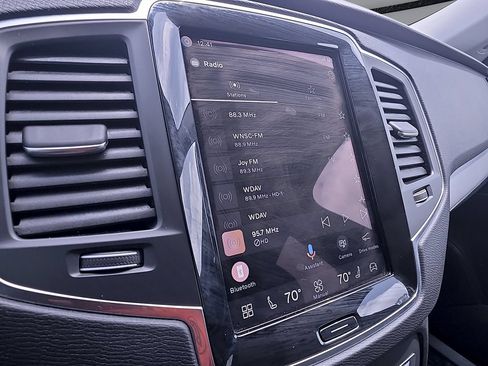 Certified 2025 Volvo XC90 B5 Core AWD/4WD image 29