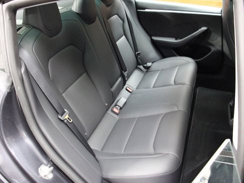 Used 2024 Tesla Model 3 Long Range AWD/4WD image 32