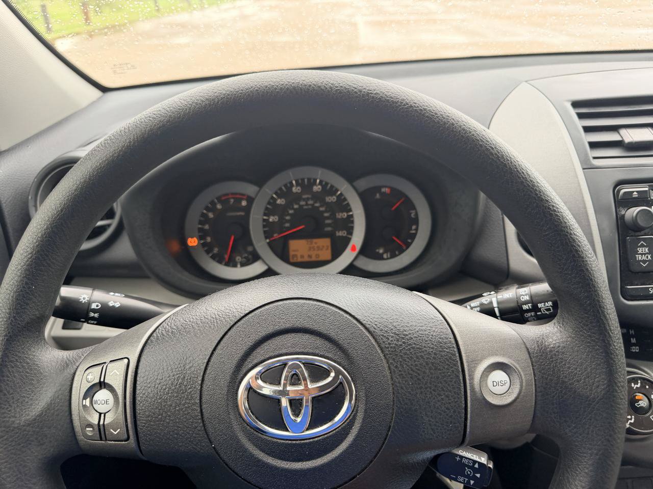 Used 2012 Toyota RAV4 FWD w/ Upgrade Value Pkg image 12