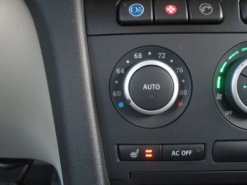 Used 2009 Saab 9-3 2.0T w/ Cold Weather Package FWD image 37