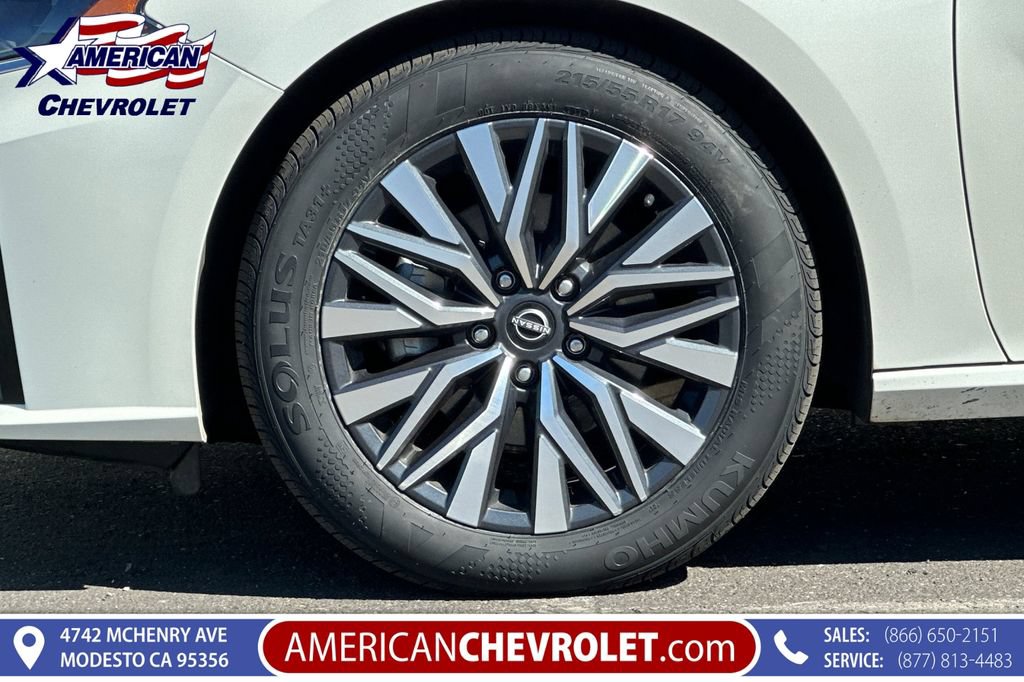 Used 2024 Nissan Altima 2.5 SV FWD image 36