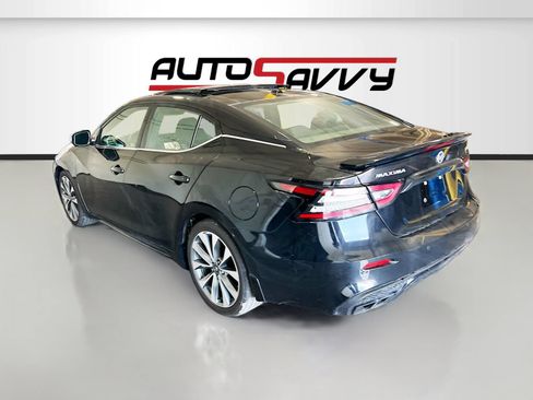 Used 2022 Nissan Maxima SR w/ Sport Mat Group FWD image 5