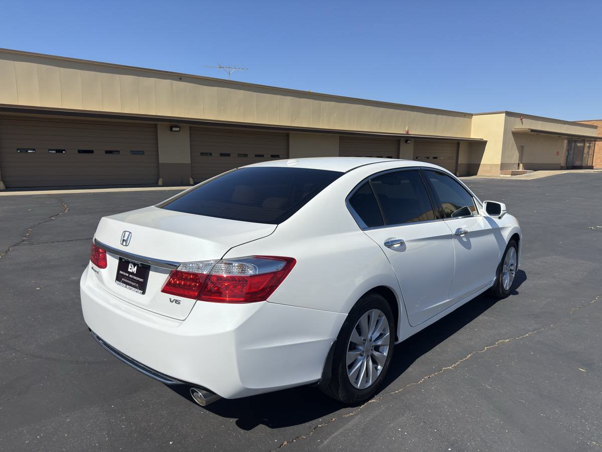 Used 2015 Honda Accord EX-L image 7