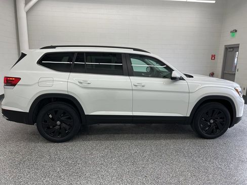 New 2026 Volkswagen Atlas SE FWD image 7