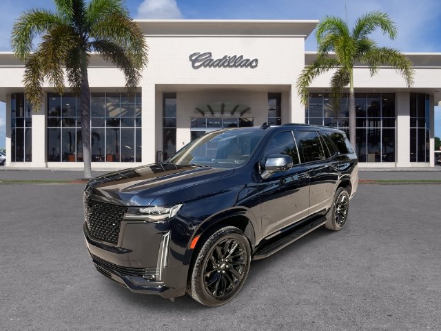 Used 2024 Cadillac Escalade Premium Luxury AWD/4WD image 1