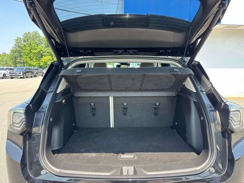 Used 2024 Buick Encore GX Avenir w/ Avenir Convenience Package AWD/4WD image 13