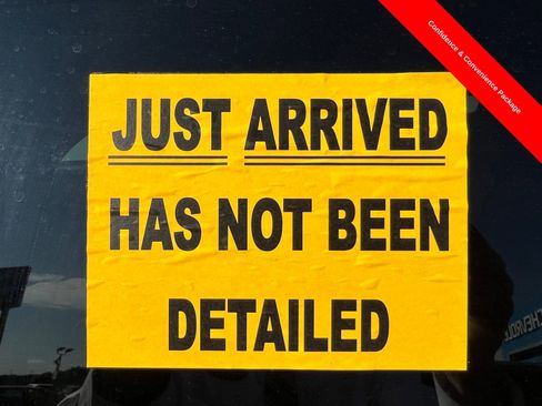 Used 2021 Chevrolet Equinox LT image 24