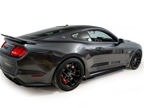 Used 2017 Ford Mustang GT Premium w/ Equipment Group 401A image 9