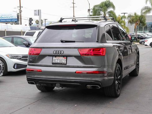 Used 2019 Audi Q7 3.0T Premium Plus w/ Premium Plus Package AWD/4WD image 4