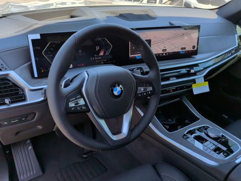 Certified 2026 BMW X5 xDrive40i w/ Climate Comfort Package AWD/4WD image 14