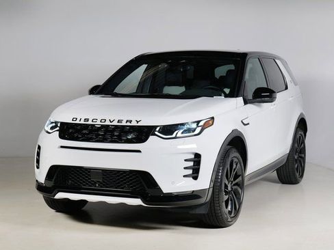 Used 2025 Land Rover Discovery Sport Dynamic SE AWD/4WD image 1