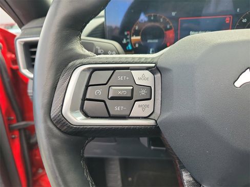 Used 2025 Ford Mustang Premium image 13