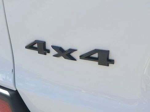 Used 2023 Jeep Cherokee Altitude Lux AWD/4WD image 10