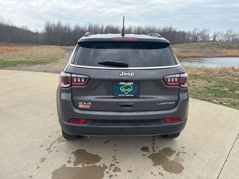 Used 2024 Jeep Compass Limited AWD/4WD image 8