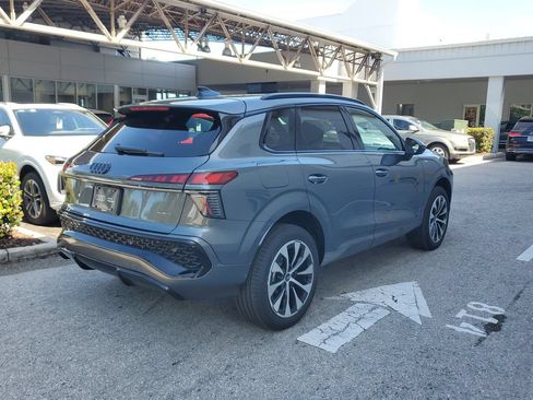 New 2026 Audi Q3 quattro 2.0T AWD/4WD image 5