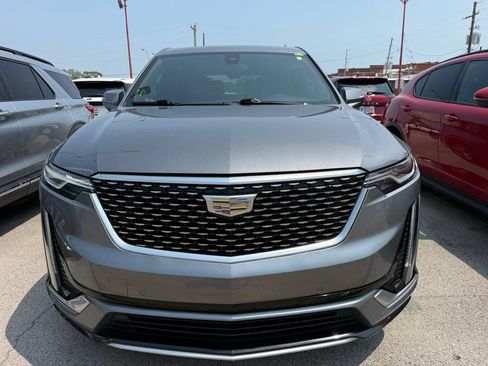 Used 2020 Cadillac XT6 Premium Luxury FWD image 12