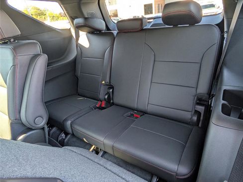 New 2026 Chevrolet Traverse Z71 image 13