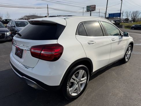 Used 2019 Mercedes-Benz GLA 250 4MATIC image 3