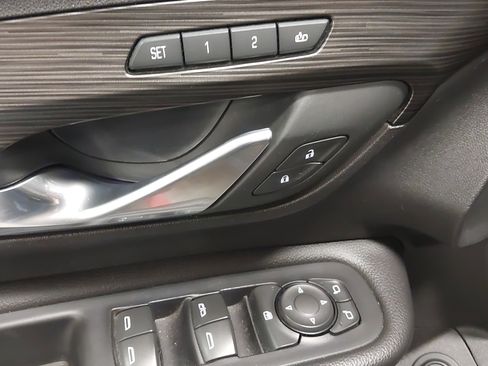 Used 2018 GMC Terrain SLT w/ Preferred Package AWD/4WD image 25