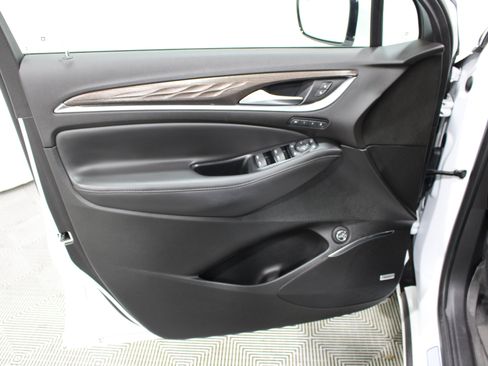Used 2024 Buick Enclave Avenir w/ Trailering Package, 5000 lbs. AWD/4WD image 6
