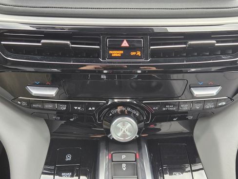 Certified 2026 Acura MDX w/ Technology Package image 16