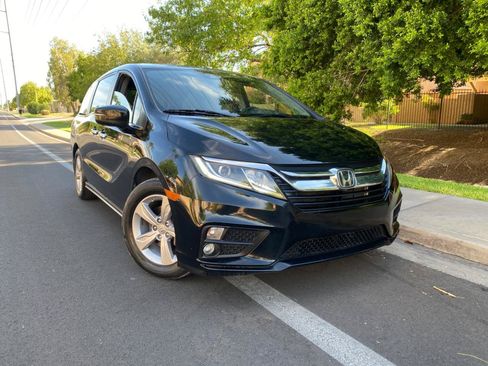 Used 2019 Honda Odyssey EX image 4