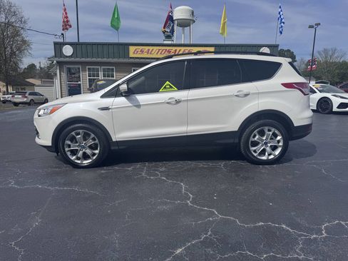 Used 2013 Ford Escape SEL image 2