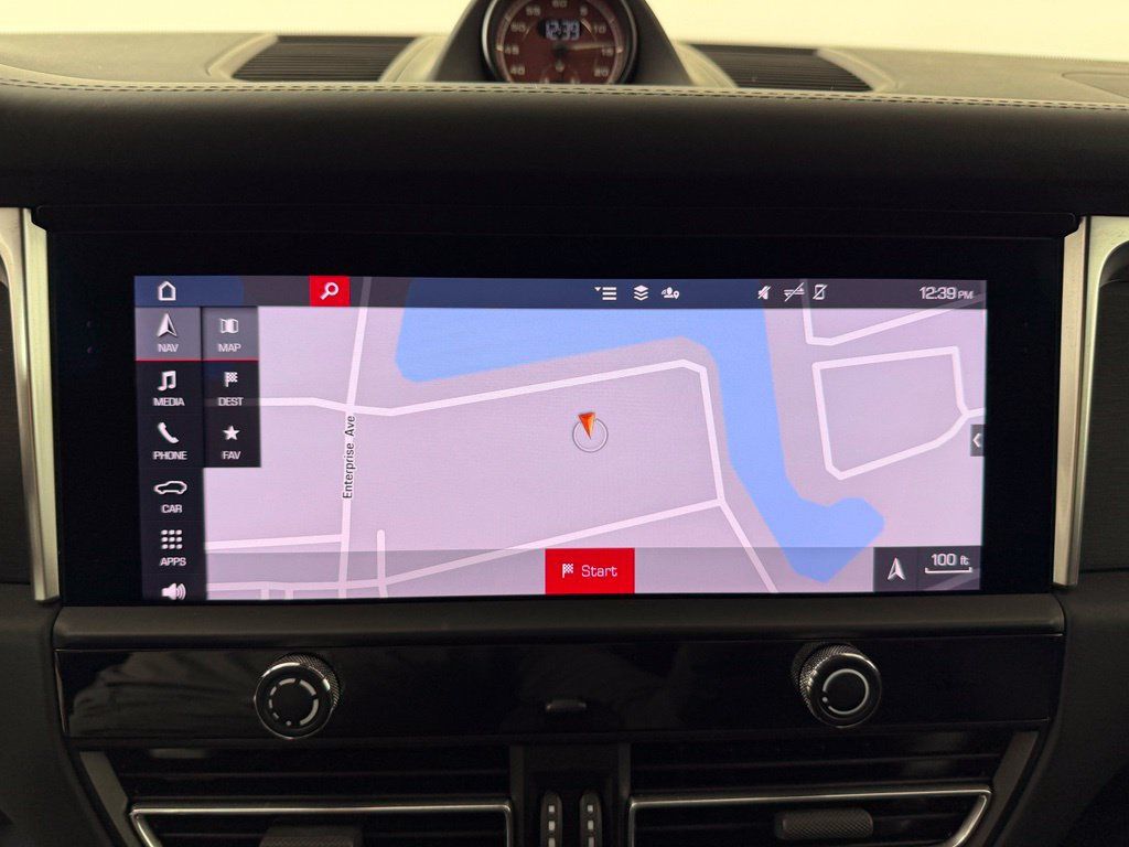 Certified 2023 Porsche Macan GTS AWD/4WD image 37