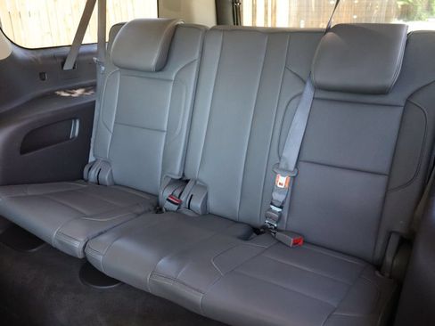Used 2016 GMC Yukon XL Denali w/ Open Road Package AWD/4WD image 21