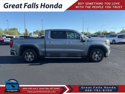 Used 2022 GMC Sierra 1500 SLT w/ Technology Package AWD/4WD image 8