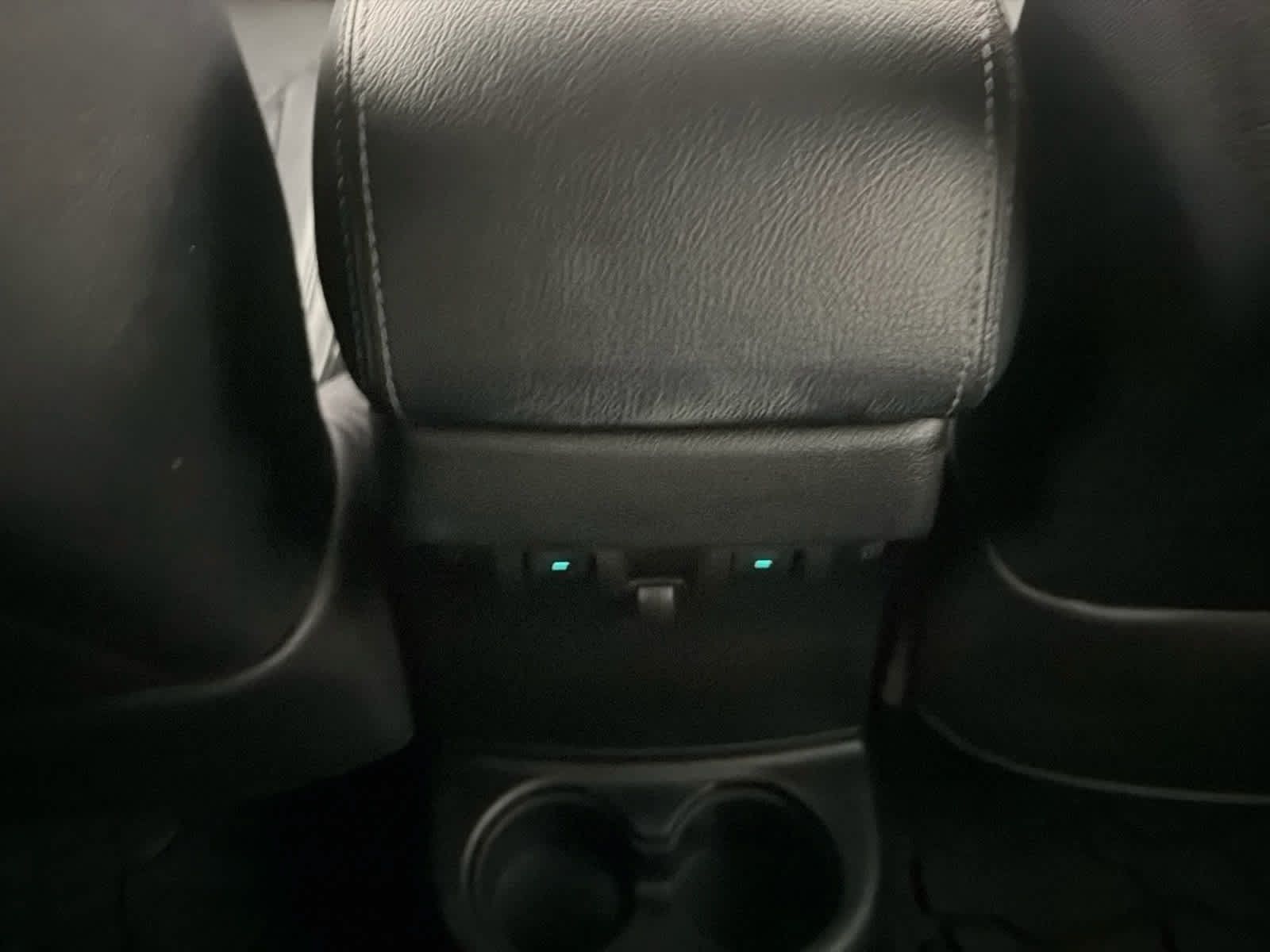 Used 2018 Jeep Wrangler Unlimited Sahara AWD/4WD image 21