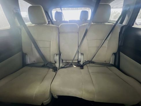 Used 2021 Honda Pilot EX image 26