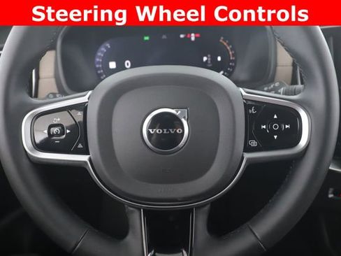 Used 2026 Volvo XC90 B5 Core image 23