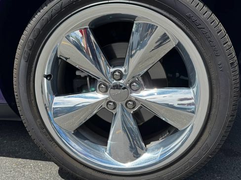 Used 2014 Dodge Challenger R/T RWD image 10